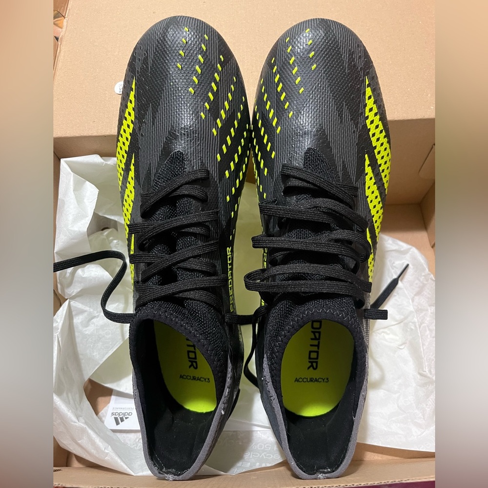 adidas Predator Accuracy FG Soccer Cleats
